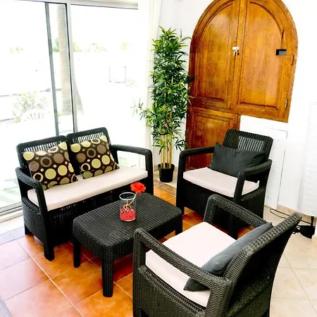 Calle Las Majadas Apartment *